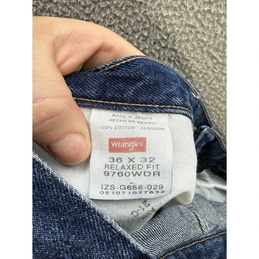 Wrangler Jeans Mens 36x32 Blue Relaxed Fit Workwear Chore Barn Grunge Skater NEW